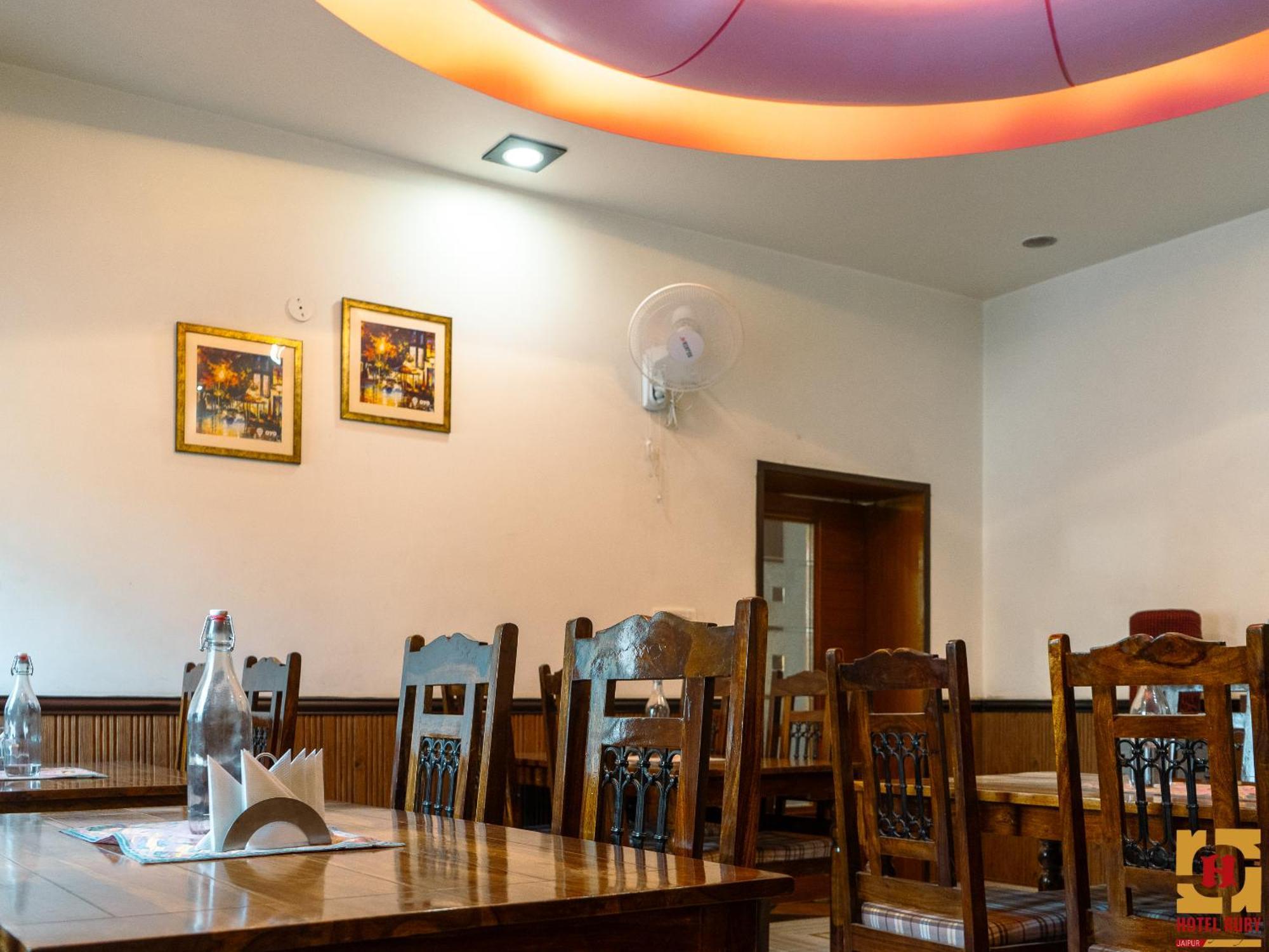 Hotel Ruby Jaipur Eksteriør billede