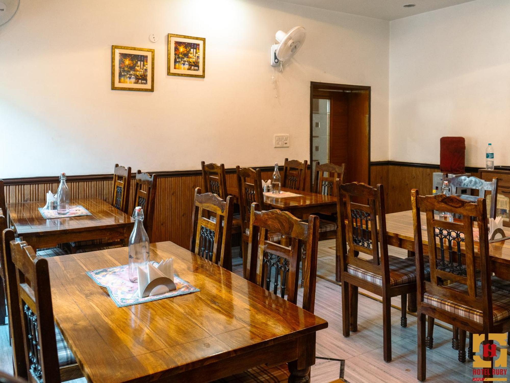 Hotel Ruby Jaipur Eksteriør billede